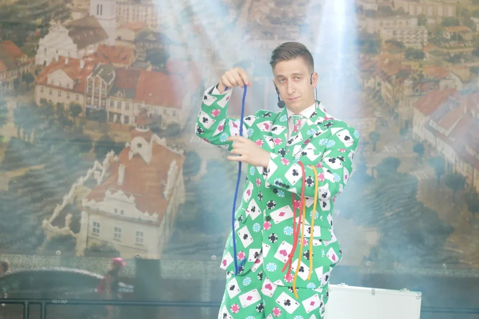 Pokaz iluzji w plenerze - Jakub Cichocki